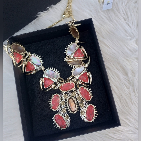 Kendra Scott Gold Odessa Bronze Veined Red Magnesite Statement Necklace - Picture 3 of 16